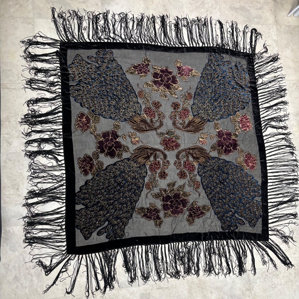 Kenneth Cole Peacock Shawl Scarf OS Womens Grey Boho Velvet Beaded Silk Fringe
